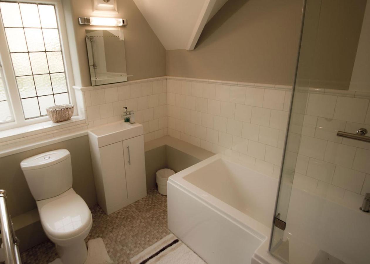 Fern Lodge Guesthouse Hythe  Buitenkant foto