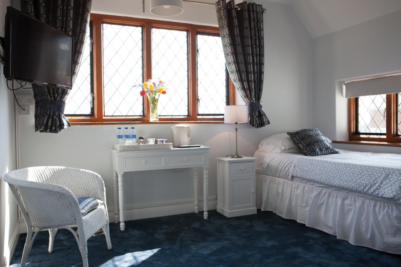 Fern Lodge Guesthouse Hythe  Buitenkant foto