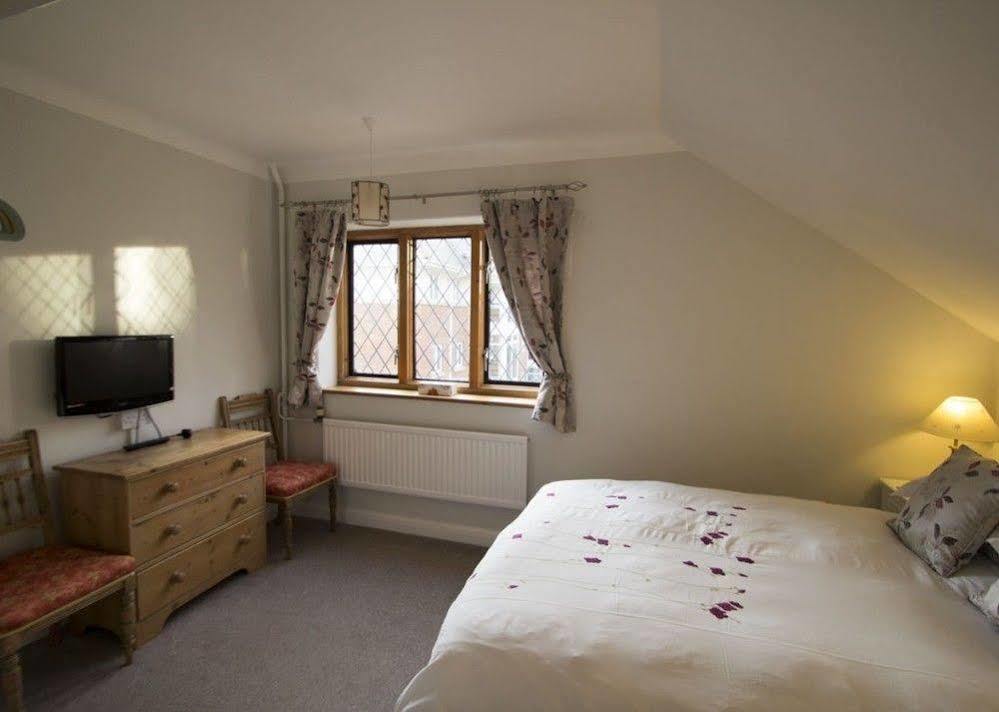 Fern Lodge Guesthouse Hythe  Buitenkant foto