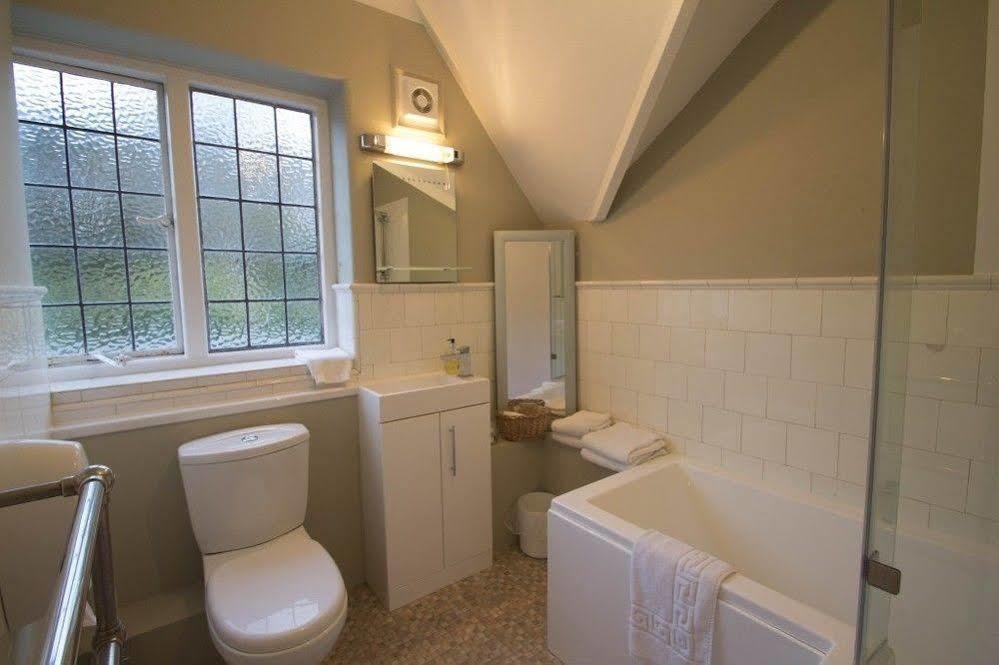 Fern Lodge Guesthouse Hythe  Buitenkant foto