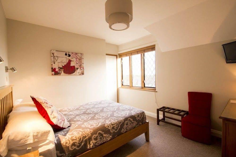 Fern Lodge Guesthouse Hythe  Buitenkant foto