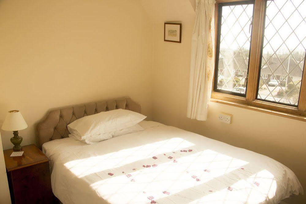 Fern Lodge Guesthouse Hythe  Buitenkant foto